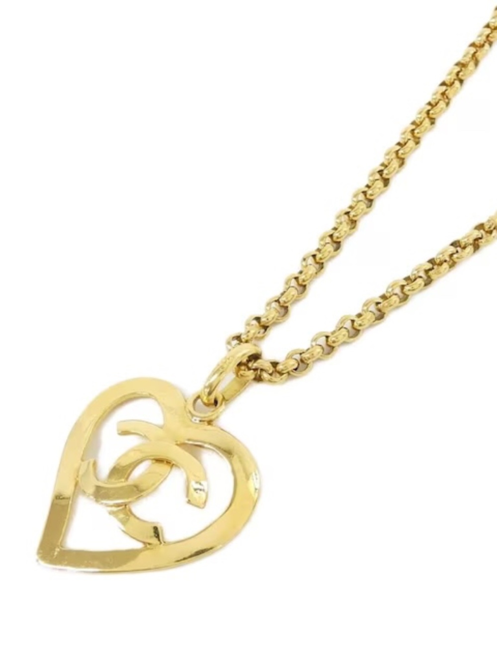 Chanel Vintage 1995 CC Heart Necklace